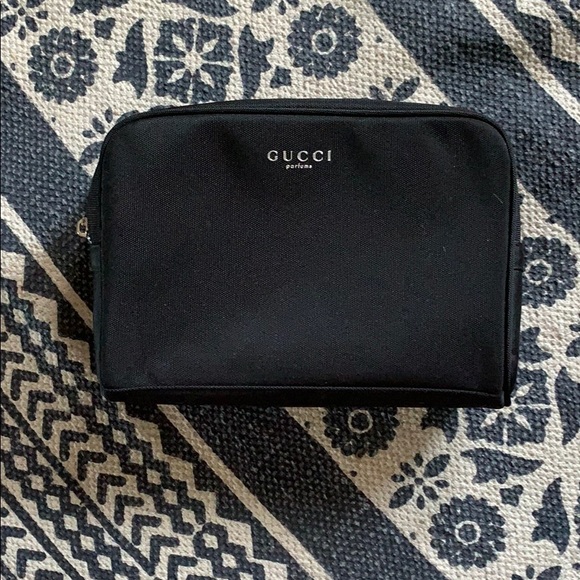 Gucci Handbags - Gucci toiletry/cosmetic bag